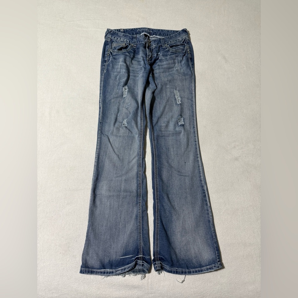 Amethyst Jeans Womens 9 Blue Bootcut Low Rise Medium Wash Distressed‎